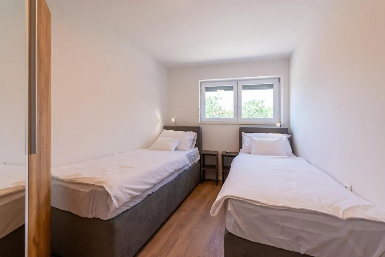 Apartman Noa Кастав 0*,  Хорватия